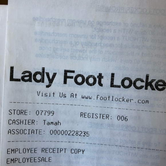 🔔🔔🔔SOLD🔔🔔🔔 NMD R1 - Picture 4 of 4